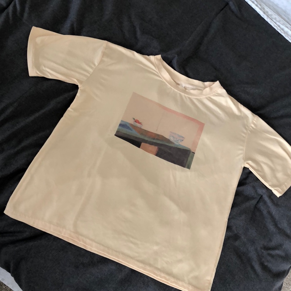 Pale yellow tshirt
